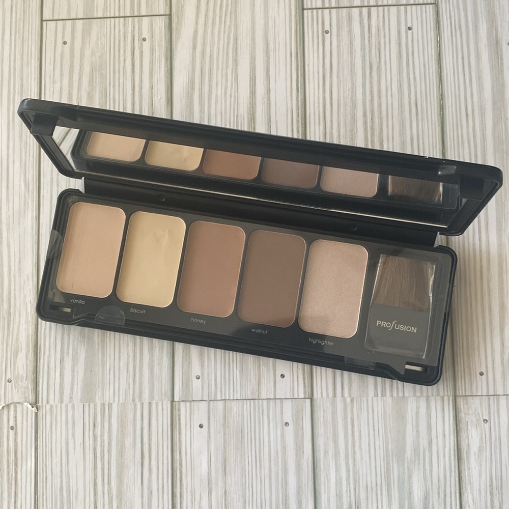 5/$10  PROFUSION Glitter & Glam Contour Makeup Palette